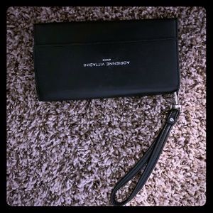 Adrienne vittadini wallet